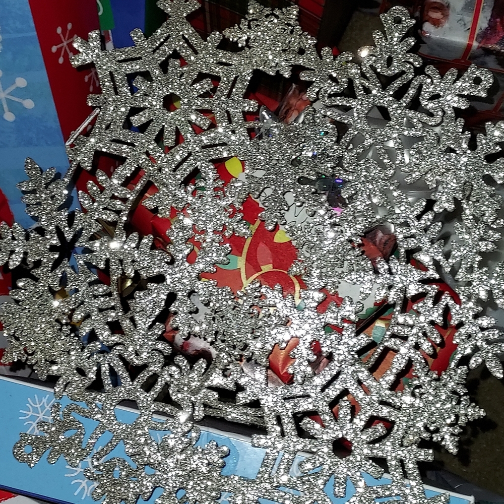 3 D Silver Snowflake Tree Topper 12"×12" . Pic Doesn't Do It Justice. Beautiful - Picture 6 of 12